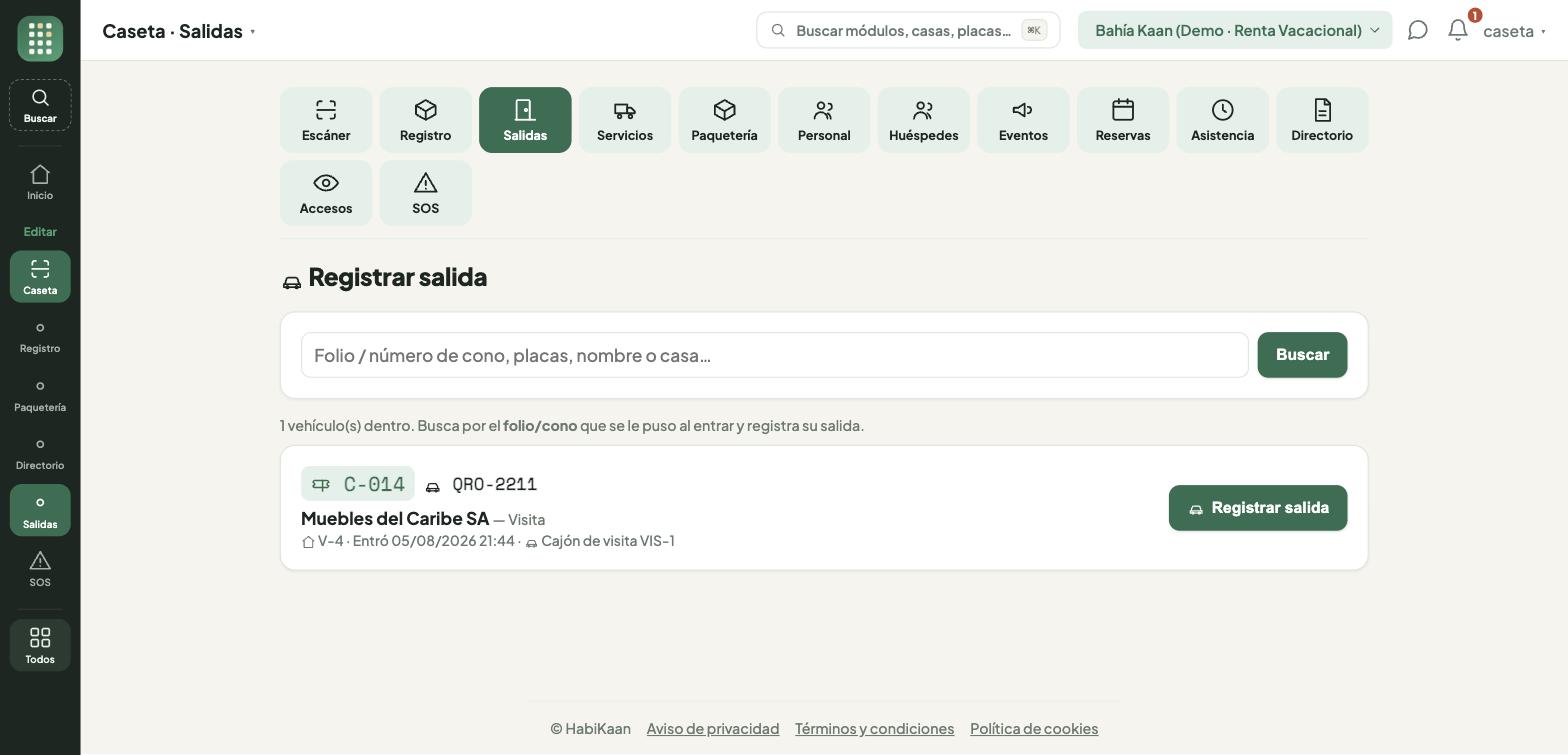 Pantalla de salidas de caseta: los vehículos que siguen dentro, con su folio de cono y su cajón